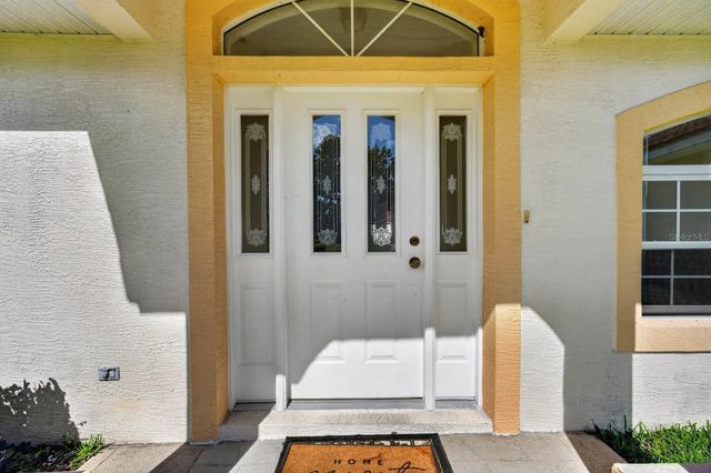 8 PILLORY LANE, Palm Coast, FL 32164