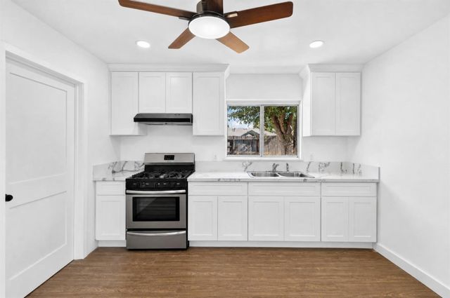 631 Las Palmas Ave, Sacramento, CA 95815
