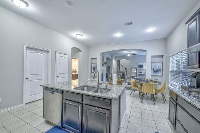 3904 Deer Lake Drive, Mckinney, TX 75071