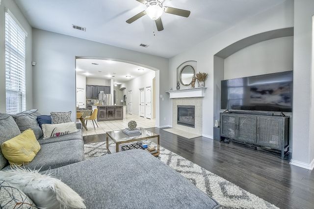 3904 Deer Lake Drive, Mckinney, TX 75071