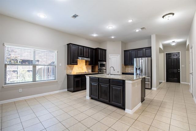 3904 Deer Lake Drive, Mckinney, TX 75071