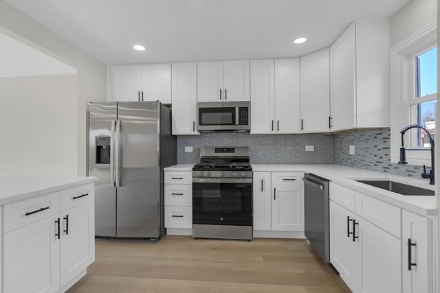 17720 WINSTON Drive, Country Club Hills, IL 60478