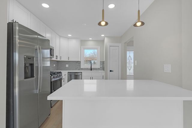 17720 WINSTON Drive, Country Club Hills, IL 60478