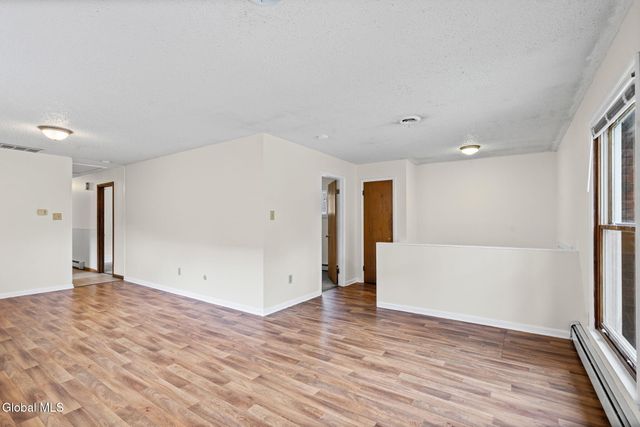 22 View Avenue, Albany, NY 12209