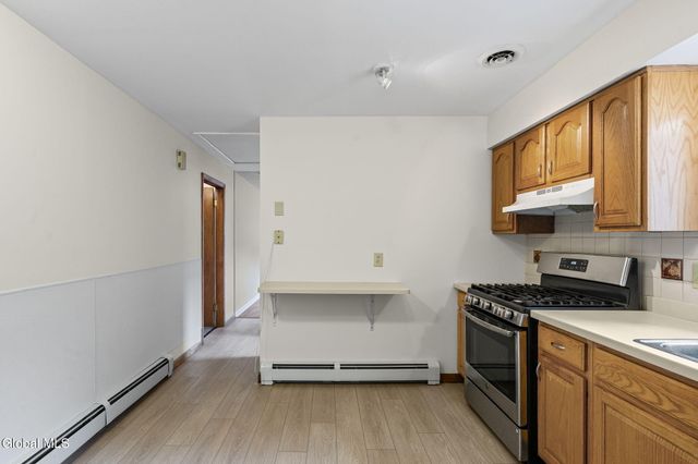 22 View Avenue, Albany, NY 12209