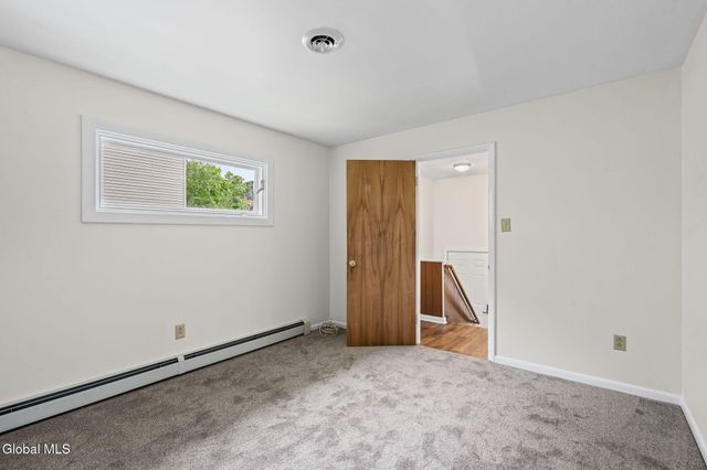 22 View Avenue, Albany, NY 12209