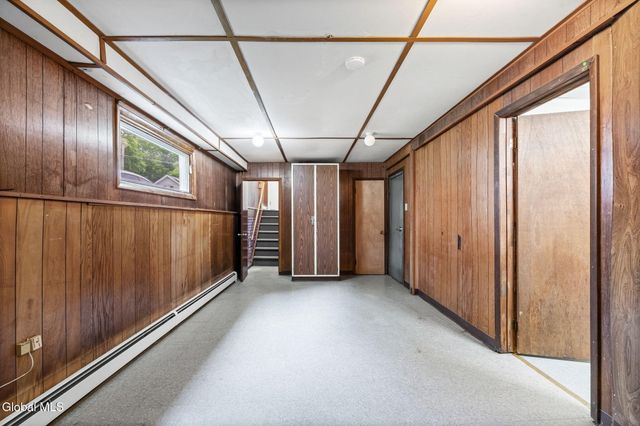 22 View Avenue, Albany, NY 12209