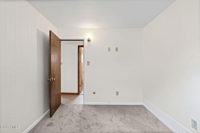 22 View Avenue, Albany, NY 12209