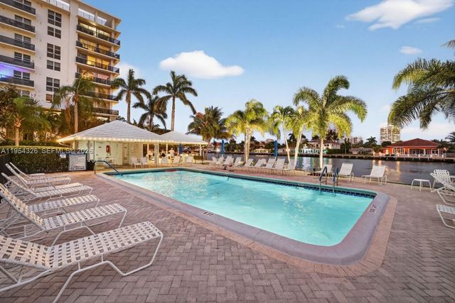 6471 Bay Club Dr 3, Fort Lauderdale, FL 33308