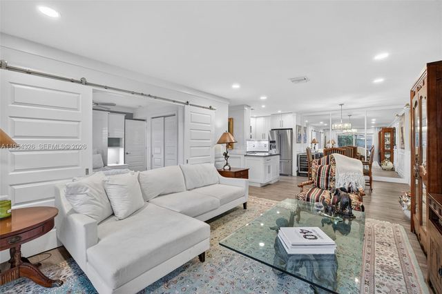 6471 Bay Club Dr 3, Fort Lauderdale, FL 33308