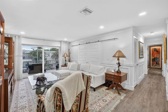 6471 Bay Club Dr 3, Fort Lauderdale, FL 33308