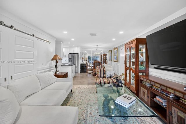 6471 Bay Club Dr 3, Fort Lauderdale, FL 33308