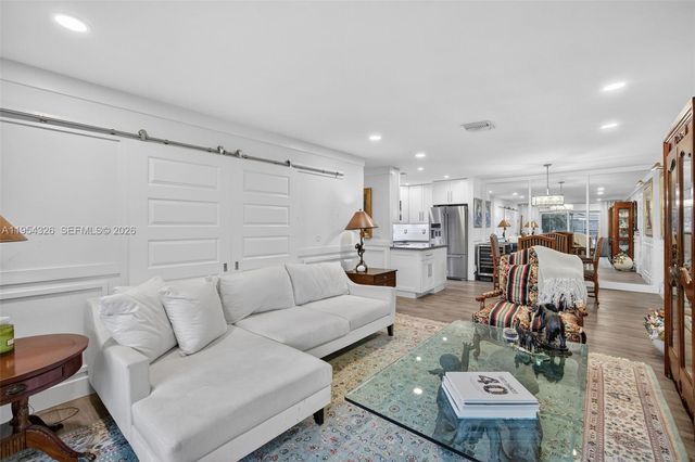 6471 Bay Club Dr 3, Fort Lauderdale, FL 33308