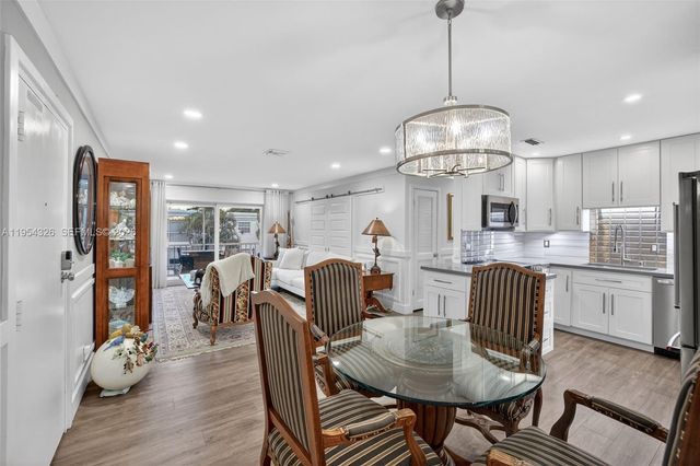 6471 Bay Club Dr 3, Fort Lauderdale, FL 33308