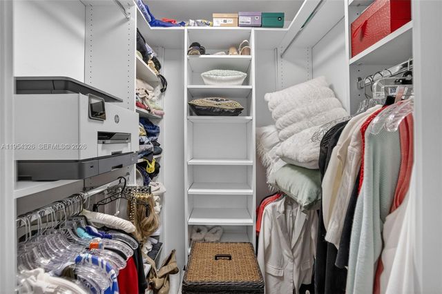 6471 Bay Club Dr 3, Fort Lauderdale, FL 33308