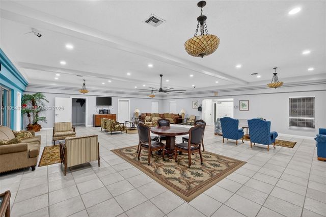 6471 Bay Club Dr 3, Fort Lauderdale, FL 33308