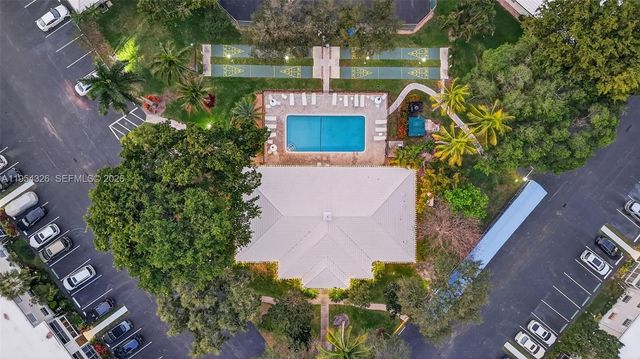 6471 Bay Club Dr 3, Fort Lauderdale, FL 33308