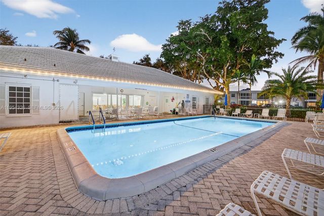 6471 Bay Club Dr 3, Fort Lauderdale, FL 33308