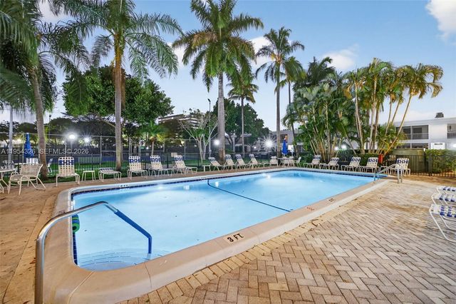 6471 Bay Club Dr 3, Fort Lauderdale, FL 33308