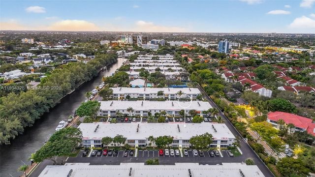 6471 Bay Club Dr 3, Fort Lauderdale, FL 33308