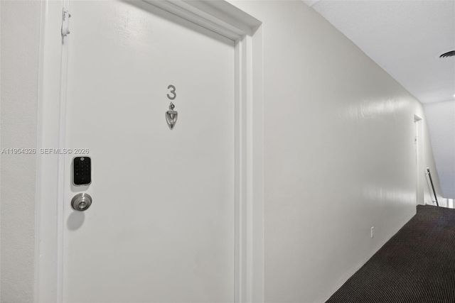 6471 Bay Club Dr 3, Fort Lauderdale, FL 33308