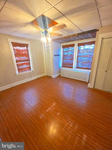 612 CRESCENT AVE, Reading, PA 19605