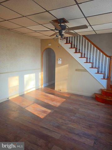 612 CRESCENT AVE, Reading, PA 19605