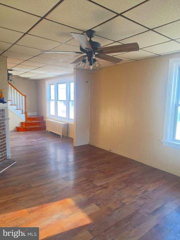 612 CRESCENT AVE, Reading, PA 19605