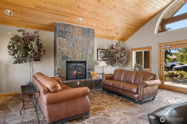 3 Double O Road, Ronald, WA 98940
