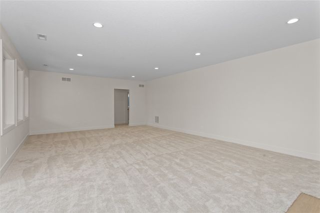 1390 NW Red Oak Drive, Waukee, IA 50263