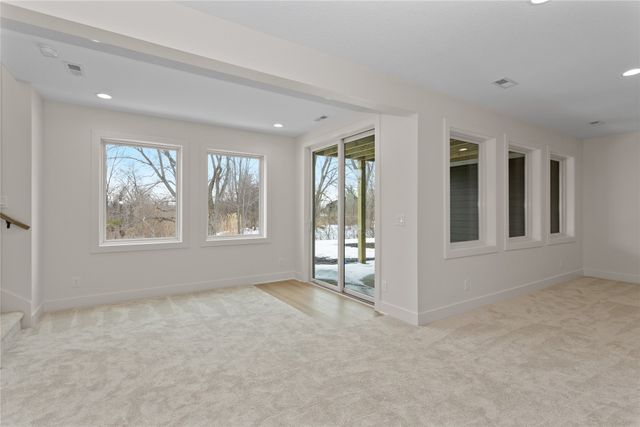 1390 NW Red Oak Drive, Waukee, IA 50263