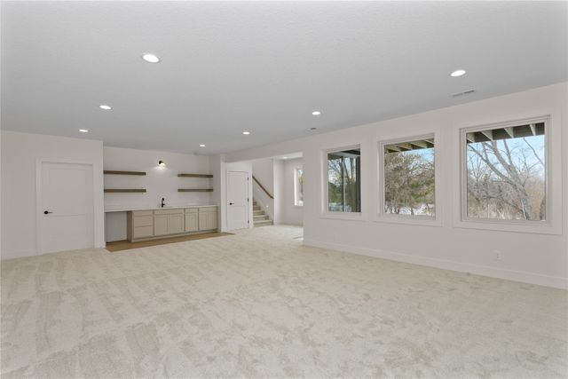 1390 NW Red Oak Drive, Waukee, IA 50263