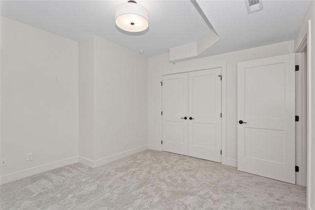 1390 NW Red Oak Drive, Waukee, IA 50263