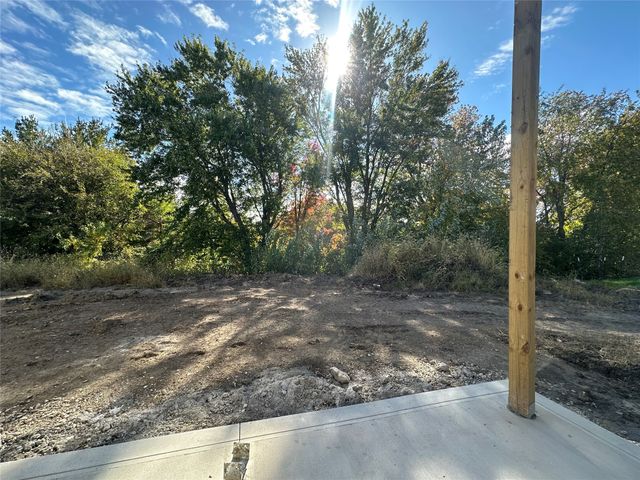 1390 NW Red Oak Drive, Waukee, IA 50263