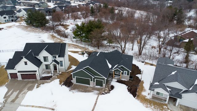 1390 NW Red Oak Drive, Waukee, IA 50263