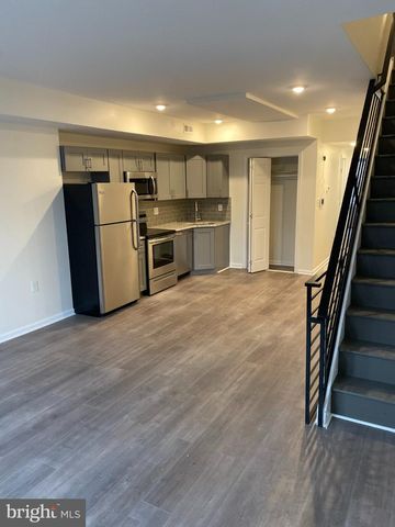 139 N FARSON, Philadelphia, PA 19139
