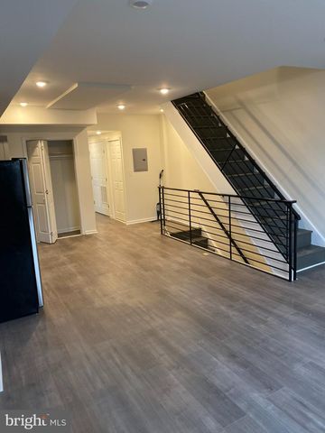 139 N FARSON, Philadelphia, PA 19139