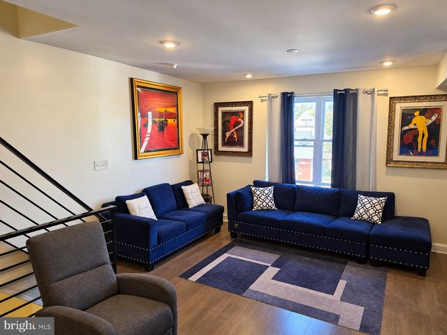 139 N FARSON, Philadelphia, PA 19139