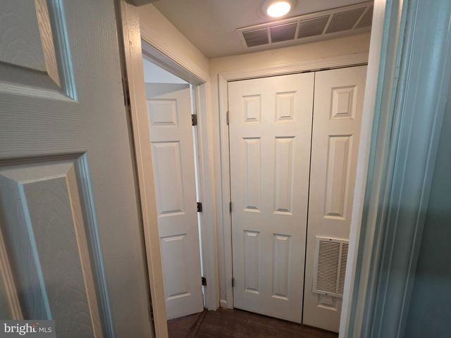 139 N FARSON, Philadelphia, PA 19139