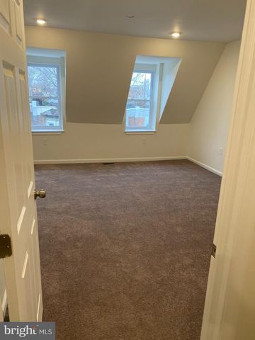 139 N FARSON, Philadelphia, PA 19139