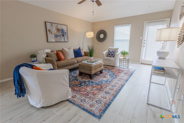 1569 Motherwell Drive, Seguin, TX 78155