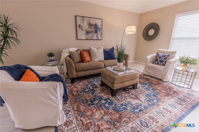 1569 Motherwell Drive, Seguin, TX 78155