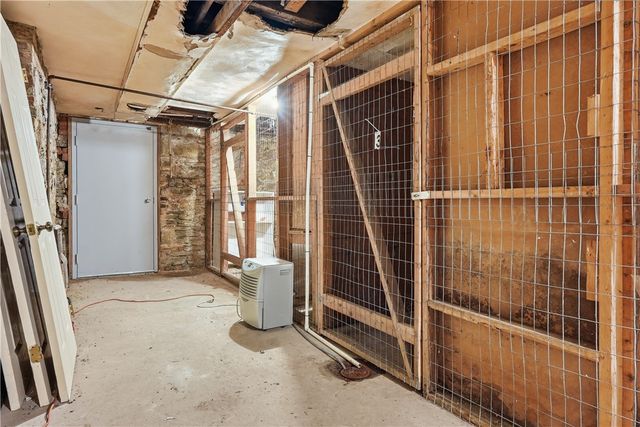 600 Lockhart St 3, East Allegheny, PA 15212