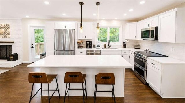 9640 Cedar Grove Road, Chattahoochee Hills, GA 30213