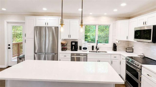 9640 Cedar Grove Road, Chattahoochee Hills, GA 30213