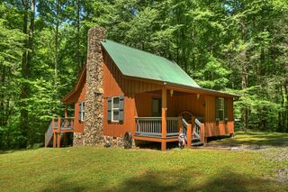 373 Barnes Creek Drive, Ellijay, GA 30540