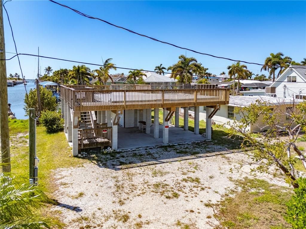 3535 FIFTH AVE, ST. JAMES CITY, FL 33956 — photo 2