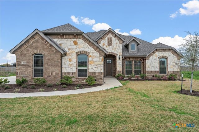 2711 Cibolo Creek Drive, Temple, TX 76502