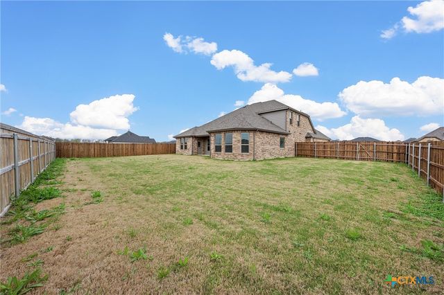 2711 Cibolo Creek Drive, Temple, TX 76502