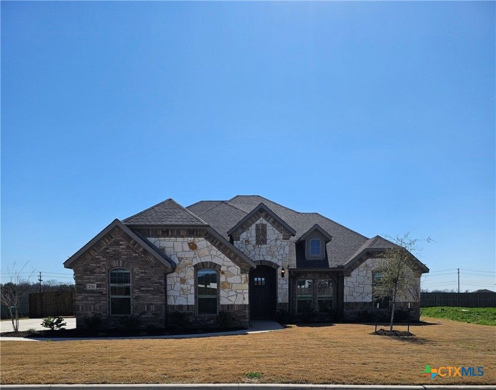 2711 Cibolo Creek Drive, Temple, TX 76502